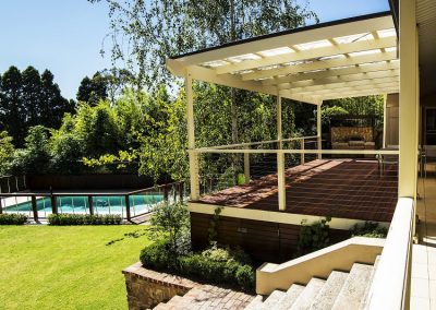 stirling-timber-pergola-and-deck_2_orig