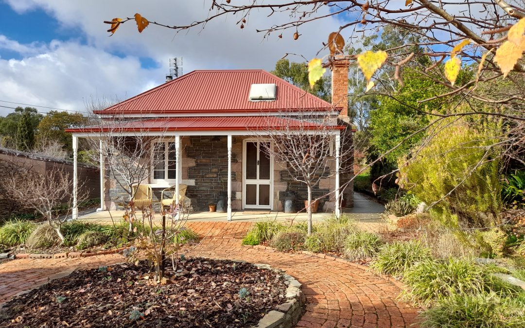 Dean and Julie, timber Verandah