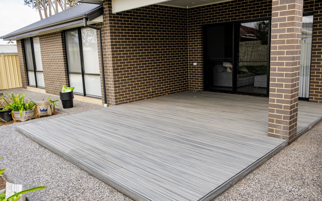 Deborah, Trex Deck.