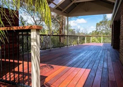 Finished ironbark deck with pergola and screen