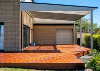 Handrail and balustrade detail on merbau deck