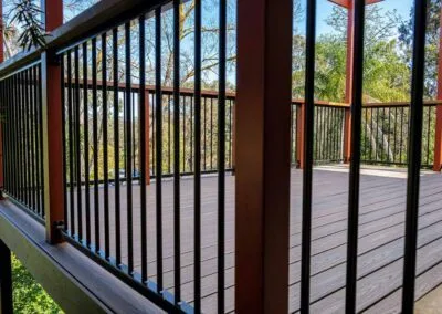 Handrail and balustrade detail on Trex deck