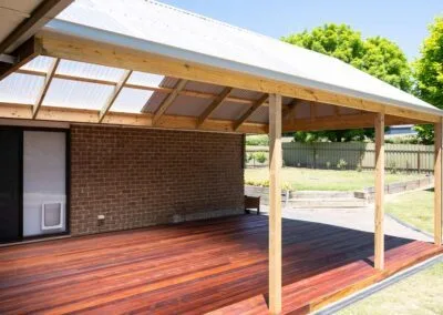 Overview of completed merbau deck and pergola, Woodside