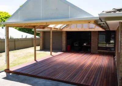 Handrail and balustrade detail on merbau deck, Woodside